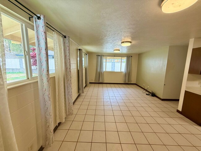 11 Ua Pl in Wailuku, HI - Building Photo - Building Photo