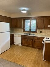 417 E Cherry St, Unit 1 in Springfield, MO - Foto de edificio - Building Photo