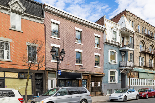 865 Ontario Rue E in Montréal, QC - Building Photo - Building Photo