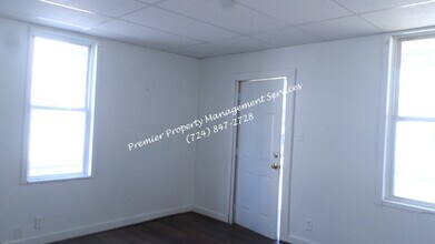 416 E Reynolds St in New Castle, PA - Building Photo - Building Photo