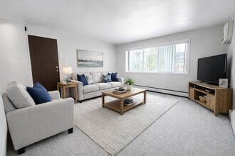 17812 Oak Park Ave in Tinley Park, IL - Building Photo - Building Photo