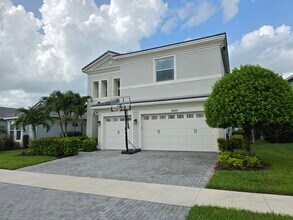 16007 Whippoorwill Cir in Westlake, FL - Building Photo - Building Photo