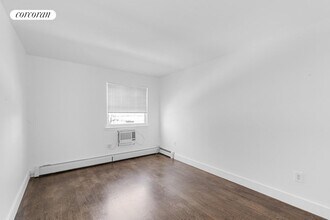 229A Scholes St in Brooklyn, NY - Building Photo - Building Photo