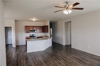 2301 Hickory Wood Ave in Lowell, AR - Building Photo - Building Photo