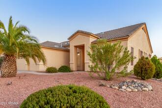 10615 W Deanna Dr in Peoria, AZ - Foto de edificio - Building Photo