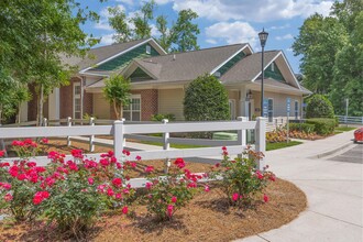 Ashton Woods in Ladson, SC - Foto de edificio - Building Photo