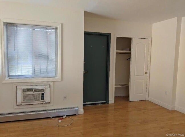 150-01 Northern Blvd in Queens, NY - Building Photo - Building Photo