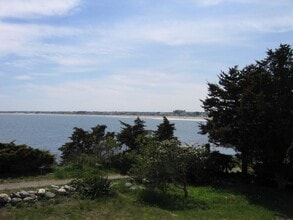 11 Great Boars Head Ave in Hampton, NH - Building Photo - Building Photo