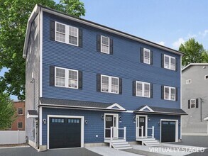 5 Naviens Ln, Unit 2 in Waltham, MA - Building Photo - Building Photo