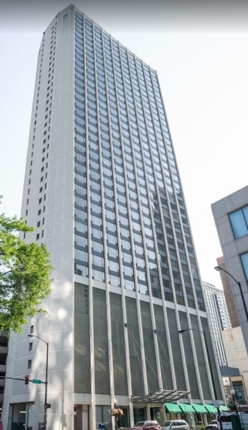 property at 1028 N Rush St
