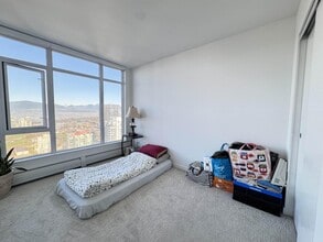 13350 Central Ave in Surrey, BC - Building Photo - Building Photo