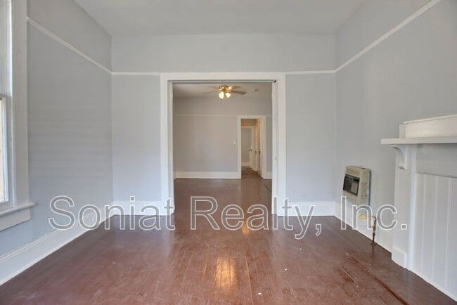 2437 Lapeyrouse St in New Orleans, LA - Building Photo - Building Photo