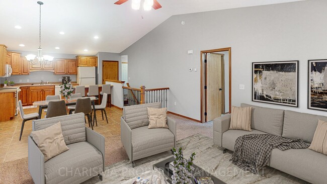 property at 5500 W Rebecca St