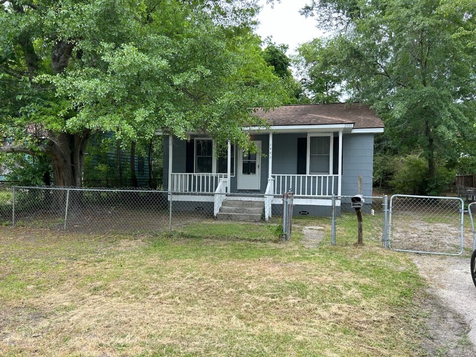 2863 Alabama Dr in North Charleston, SC - Building Photo