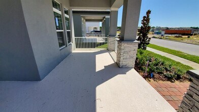 9918 Summerlake Groves St in Winter Garden, FL - Building Photo - Building Photo