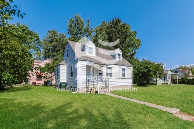 4723 Genesee Ave in Dayton, OH - Foto de edificio - Building Photo