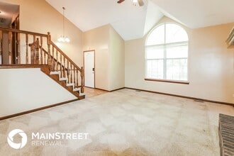 301 W Heritage Dr in Raymore, MO - Foto de edificio - Building Photo