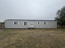 582 Brent Dr in Spring Creek, NV - Building Photo