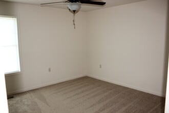 1021 Wellington Dr in Harrisonburg, VA - Building Photo - Building Photo