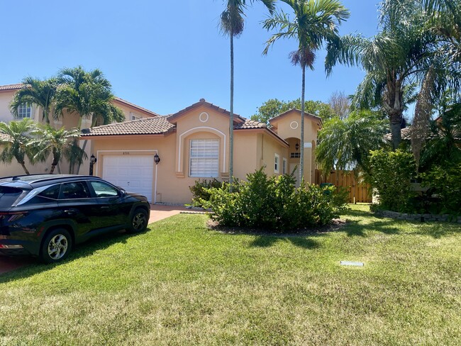 8766 SW 213th Ter