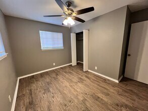 844 E Sunshine Dr in San Antonio, TX - Building Photo - Building Photo