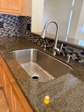 2271 Bridle Creek Cir in Tracy, CA - Building Photo - Building Photo