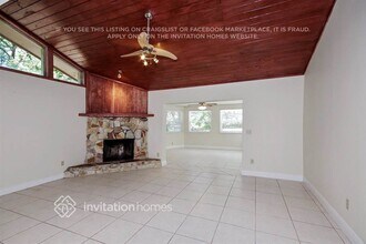 592 Heather Brite Cir in Apopka, FL - Foto de edificio - Building Photo