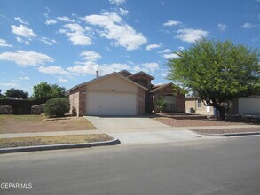 640 Pinar Del Rio Dr in El Paso, TX - Building Photo - Building Photo