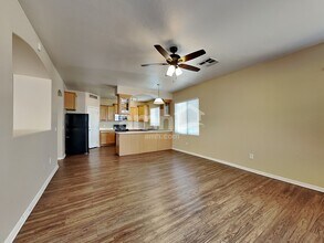 7413 S 40th Ave in Phoenix, AZ - Building Photo - Building Photo