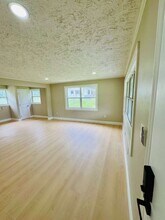 4910 Huppel Ave in Orlando, FL - Foto de edificio - Building Photo