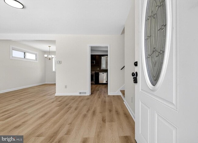 154 Valleybrook Rd E in Cherry Hill Township, NJ - Building Photo - Building Photo