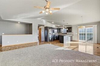 6950 Manchester St in Summerset, SD - Building Photo - Building Photo