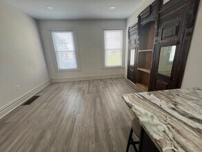 1725 N 27th St, Unit Floor 2 in Philadelphia, PA - Building Photo - Building Photo