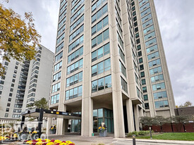 3430 N Lake Shore Dr, Unit 2 Apartments