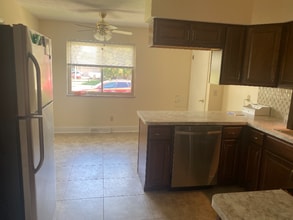 13857 Whitney Rd in Strongsville, OH - Building Photo - Building Photo