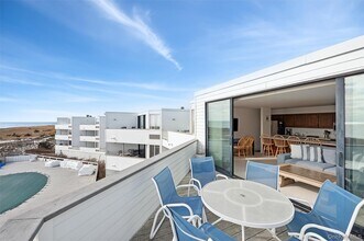 259 Dune Rd in Westhampton Beach, NY - Building Photo - Building Photo