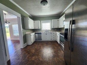 149 Cedar Ln in Dry Prong, LA - Foto de edificio - Building Photo