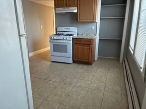 129 S Elm St in Haverhill, MA - Building Photo - Building Photo