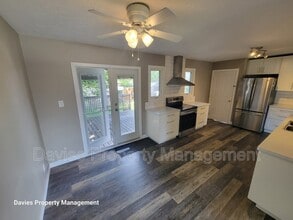 9072-9052 52 St NW in Edmonton, AB - Building Photo - Building Photo