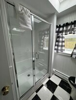 10 Avery Ave in Wellfleet, MA - Building Photo