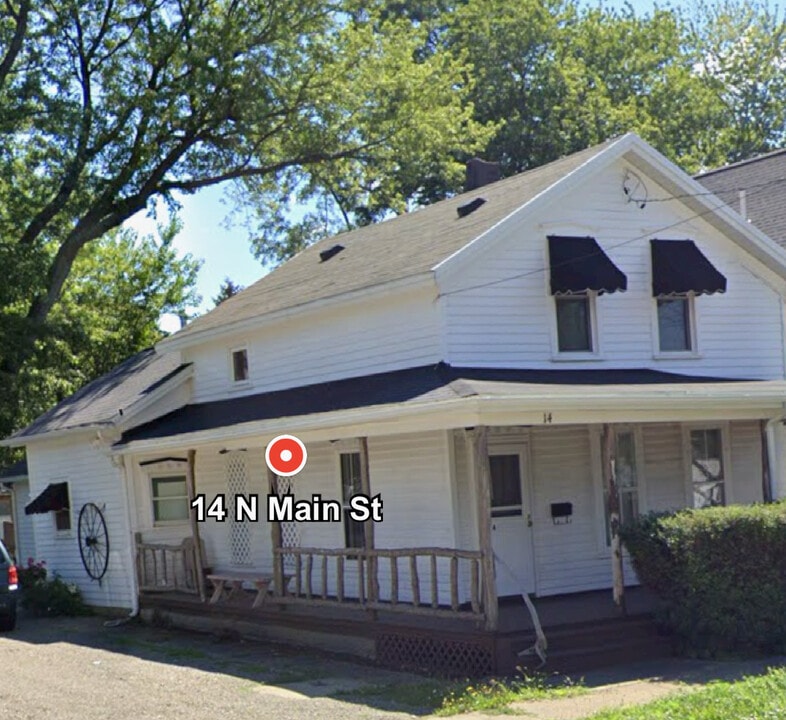 14 N Main St, Unit lower in Dunkirk, NY - Foto de edificio