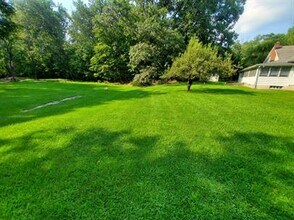 7 Irish Mountain Rd in Temple, PA - Building Photo - Building Photo