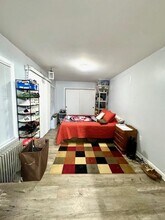 145 Hunts Ave in Pawtucket, RI - Building Photo - Building Photo