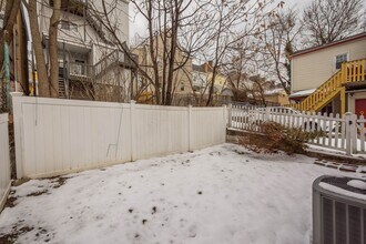 613 Hemlock St in Pittsburgh, PA - Building Photo - Building Photo