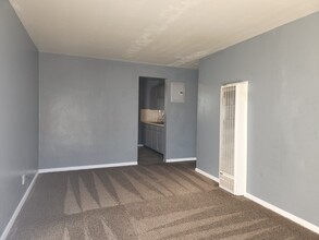 1066 Dayton St, Unit 1066 in Aurora, CO - Building Photo - Building Photo