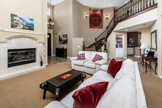13405 Marcasel Pl in San Diego, CA - Building Photo - Building Photo