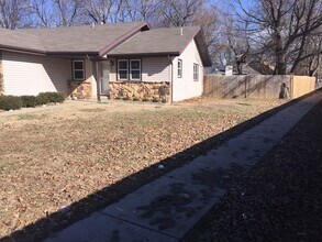 2936 S Kimbrough Ave in Springfield, MO - Building Photo - Building Photo