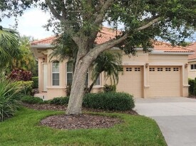 6251 Wingspan Way in Bradenton, FL - Building Photo