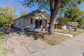 2035 E 12th Pl in Tulsa, OK - Building Photo - Building Photo