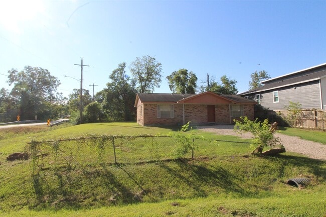 5942 Glen Grove St in Humble, TX - Building Photo - Building Photo